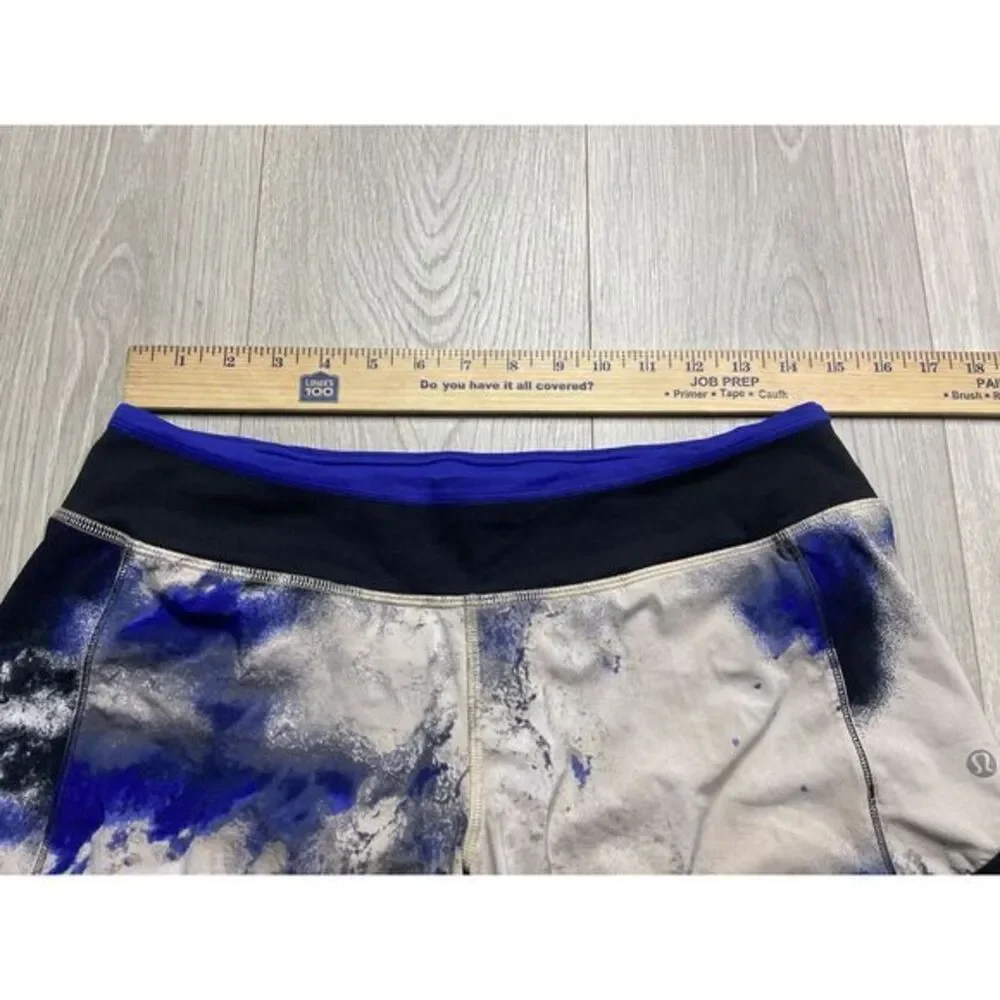Lululemon Short Women 6 Speed Short Milky Way‎ Purple Running Active Gym 4.5